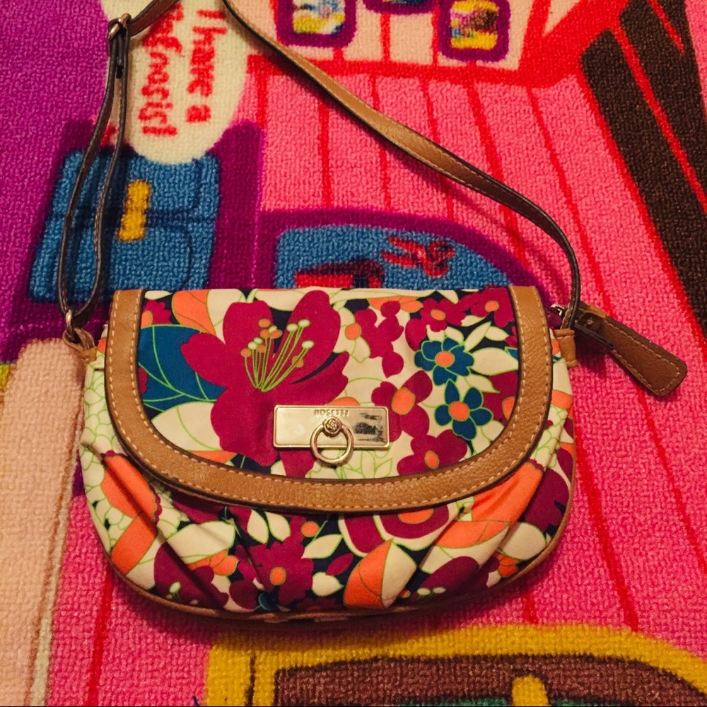 Small floral cross body🌸